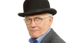 Bengt Ahlfors in bowler hat