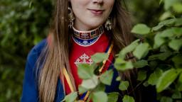 Author picture, Moa Backe Åstot. Photo credit: Carl-Johan Utsi.