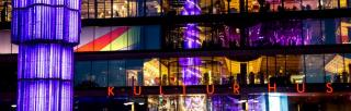 Scene of Kulturhuset Stadsteatern at night
